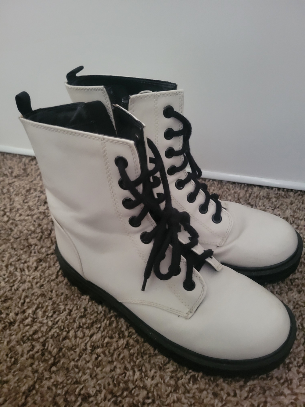 Women’s Lace-Up Combat Boots in White